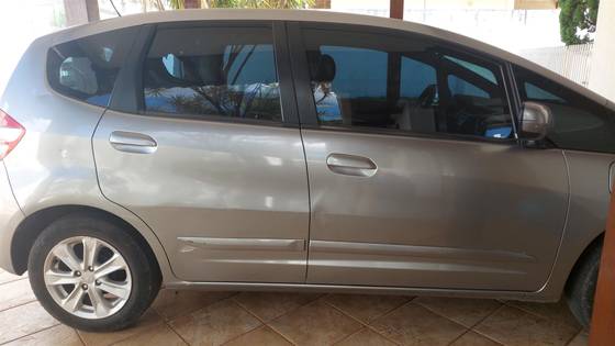 HONDA FIT 1.4 LX 16V FLEX 4P AUTOMÁTICO HONDA FIT 1.4 LX 16V FLEX 4P AUTOMÁTICO